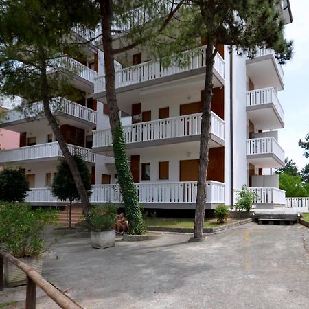 Appartamenti Lucerna Lignano Sabbiadoro Exteriér fotografie