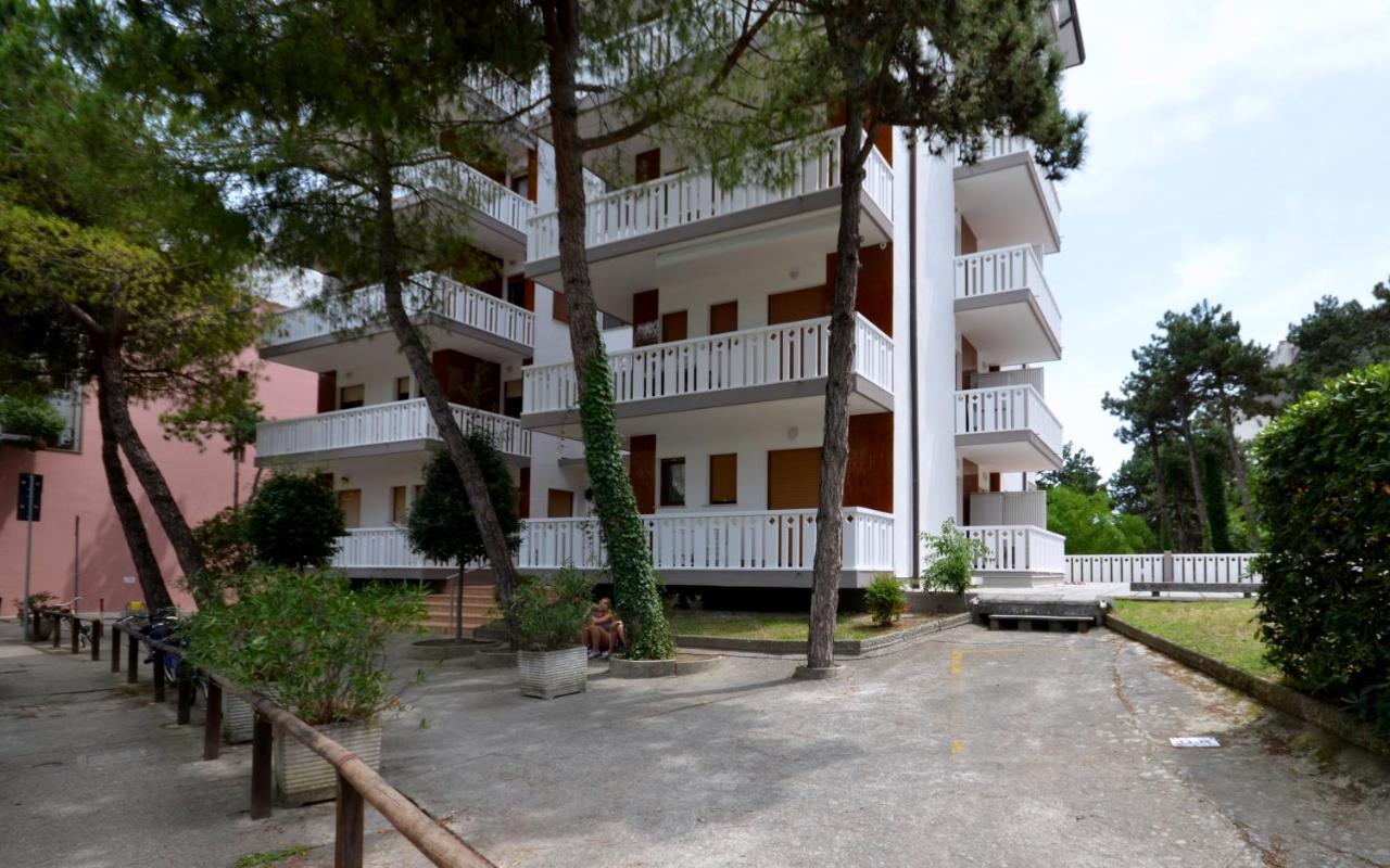 Appartamenti Lucerna Lignano Sabbiadoro Exteriér fotografie